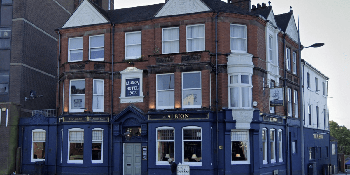 Landlord hits back after backlash for welcoming homeless into pub Landlord hits back after backlash for welcoming homeless into pub