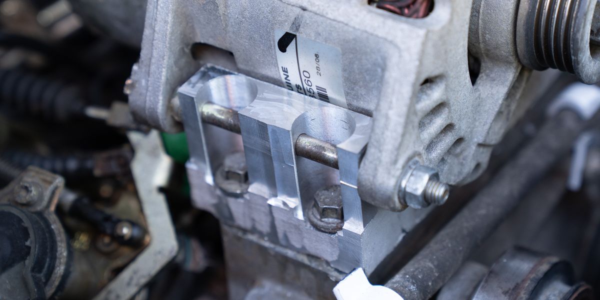 NextImg:British Army uses 3D printer to make speedy spare parts in world first