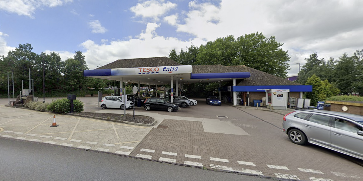 NextImg:Tesco petrol station forced to close down after two cars crash into it in double collision