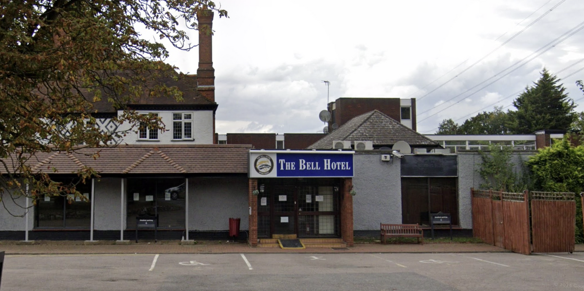 NextImg:'We shouldn't have to suffer!' Locals left fuming after Labour reopens migrant hotel in leafy Home County town