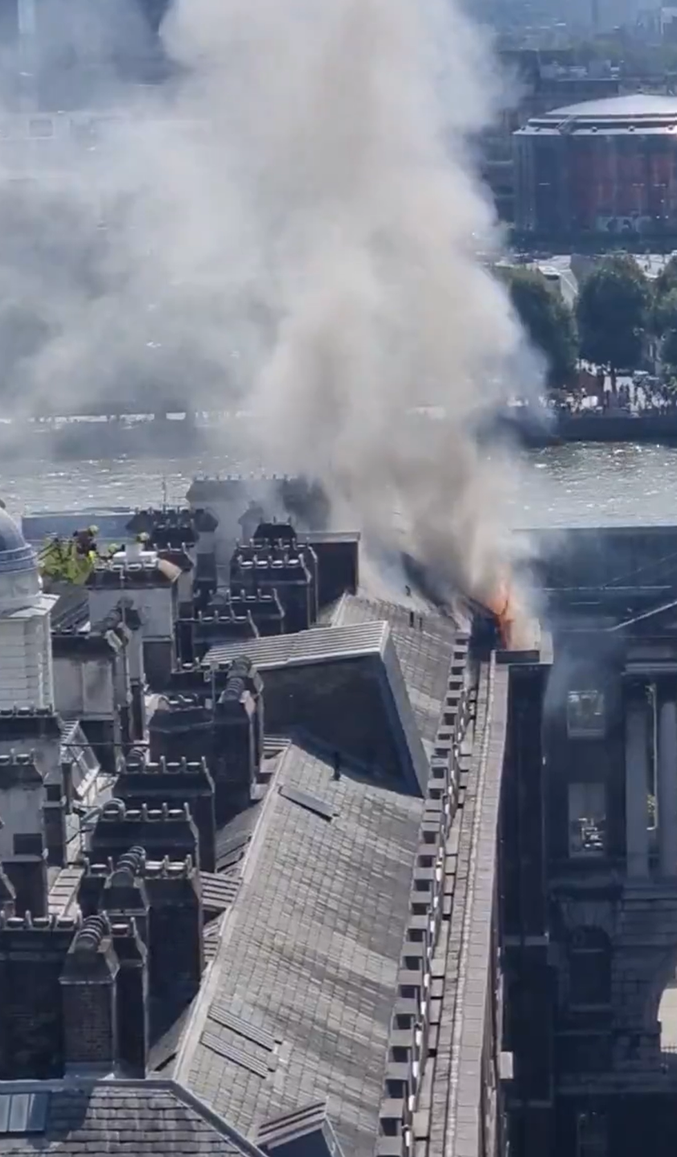 The blaze appeared to engulf Somerset South's West Wing