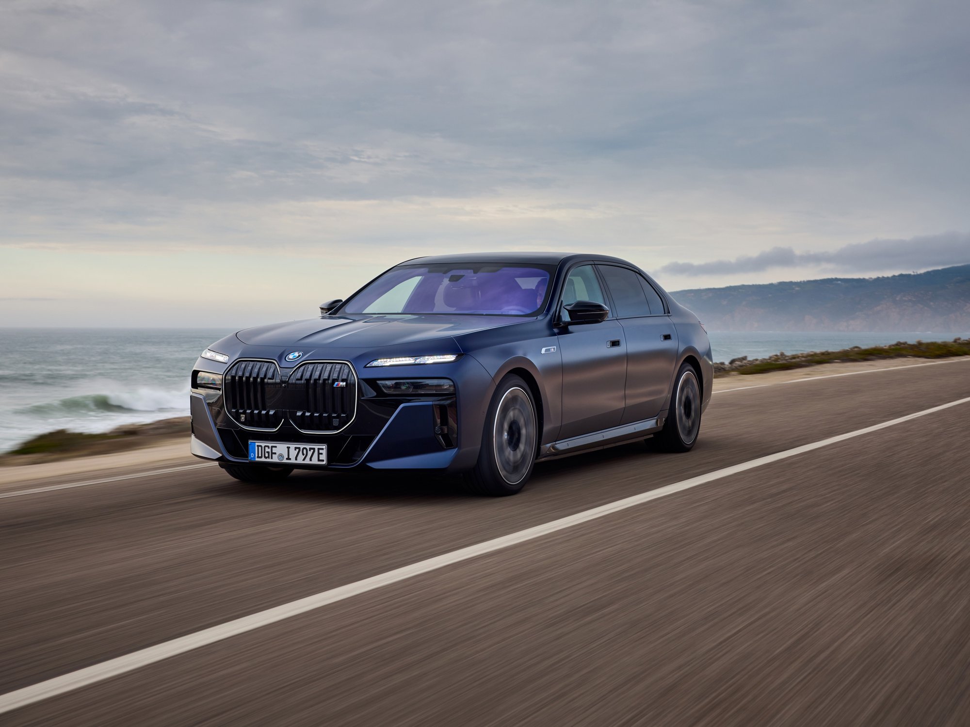 The BMW i7