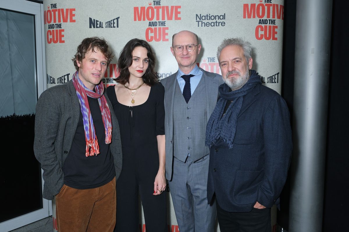 The cast of The Motice and the Cue with Sam Mendes