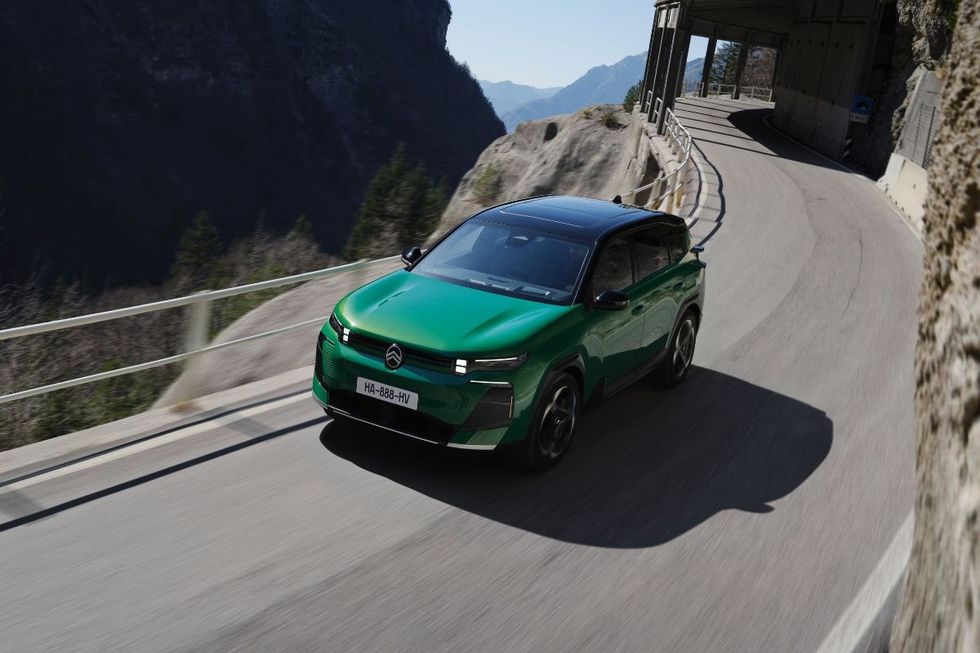 The Citroen e-C5 Aircross