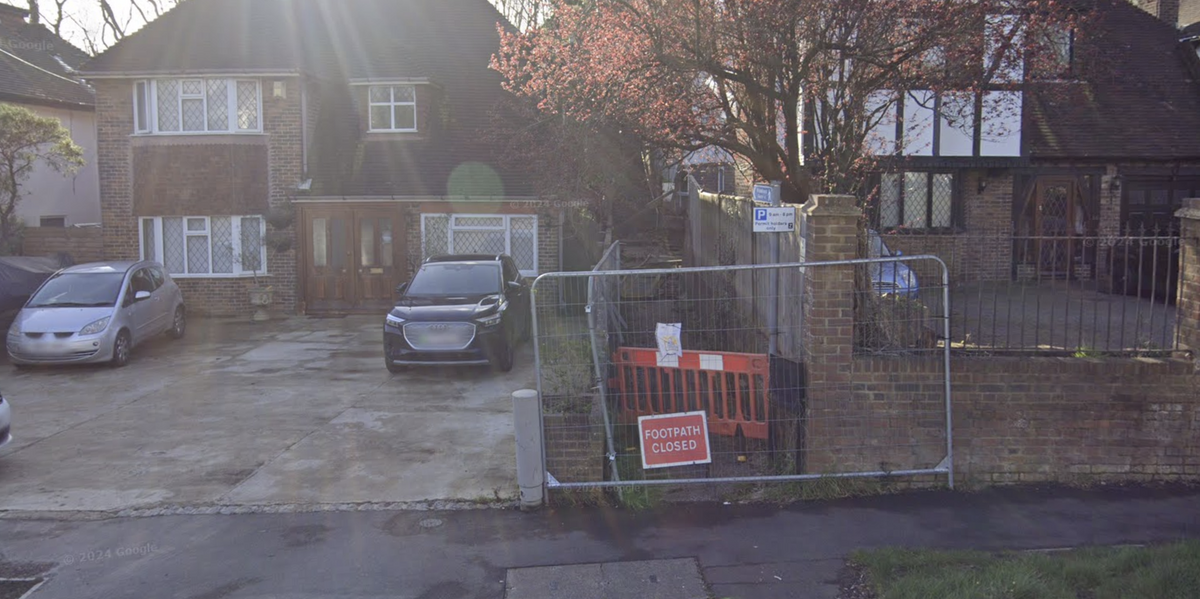NextImg:Neighbours throw dog poo on homeowner's walls amid row over blocked footpath - but he claims it's HIS land