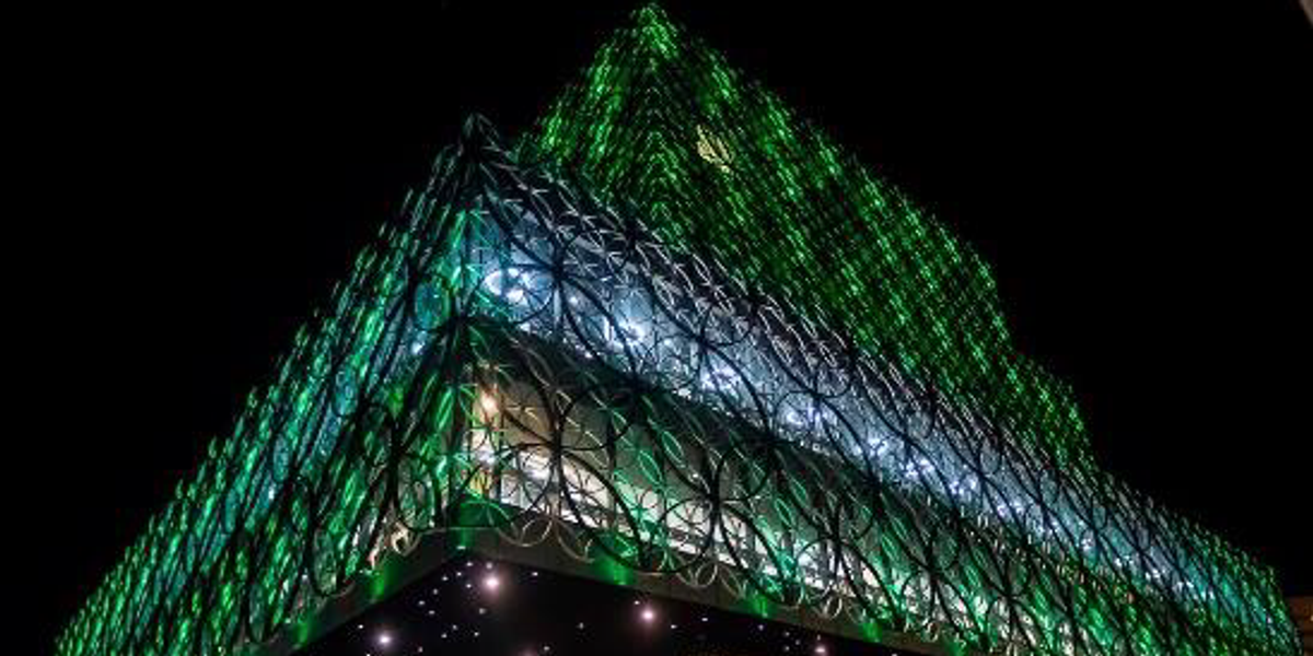 Council lights up library to mark Pakistan independence but removes Union Jacks Council lights up library to mark Pakistan independence but removes Union Jacks