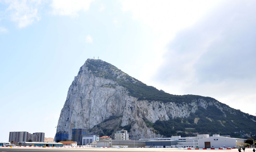 The couple's British Airways flight to Gibraltar experienced %22technical difficulties%22