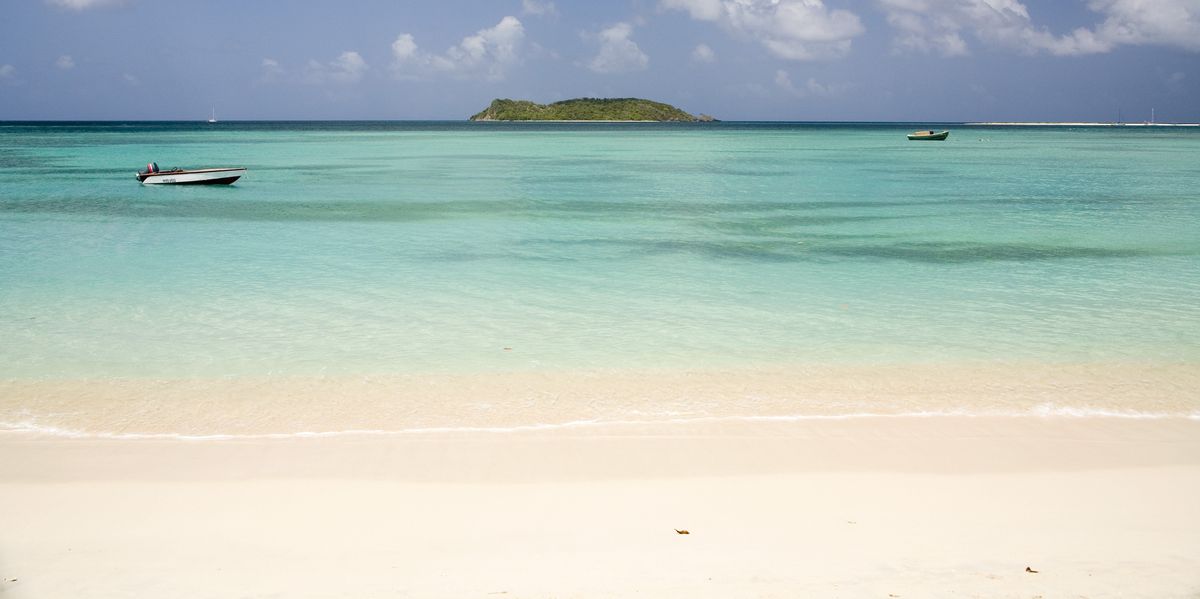 NextImg:British couple found dead on Caribbean island's Paradise Beach