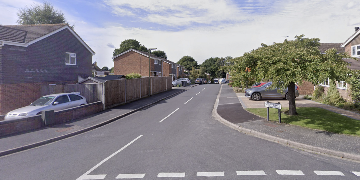 NextImg:Neighbour row erupts as woman slapped with Asbo for parking double decker bus on OWN driveway
