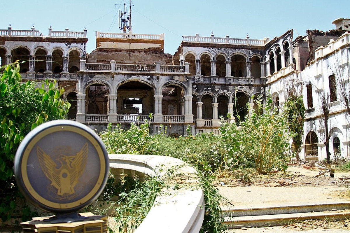 The damaged old Republican Palace in the Sudanese capital Khartoum