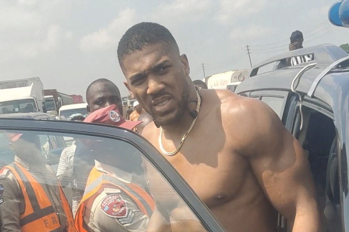 Anthony Joshua 'makes miracle recovery from Nigeria car crash' amid police manhunt for lorry driver