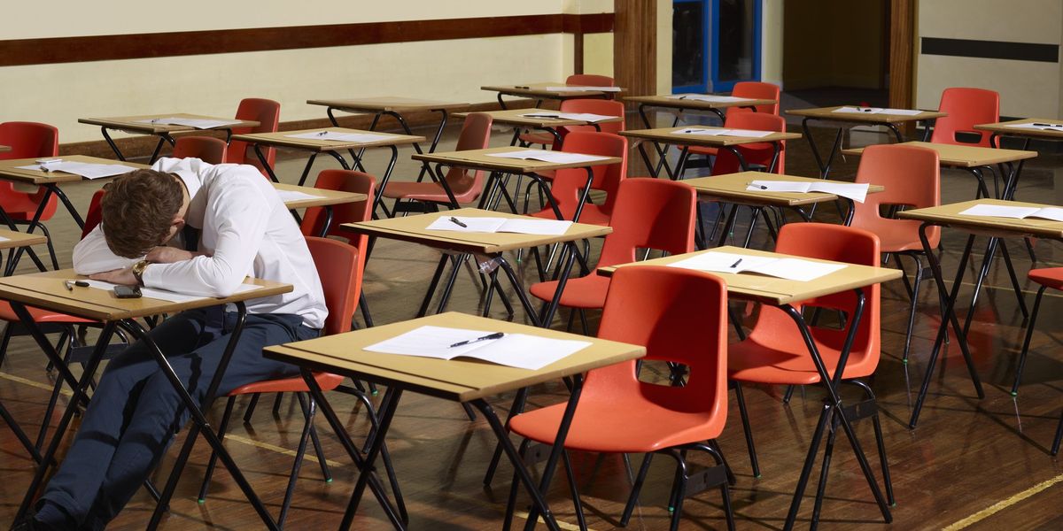 Teachers blast moaning students after 14,000 sign petition claiming maths exam was too hard Teachers blast moaning students after 14,000 sign petition claiming maths exam was too hard