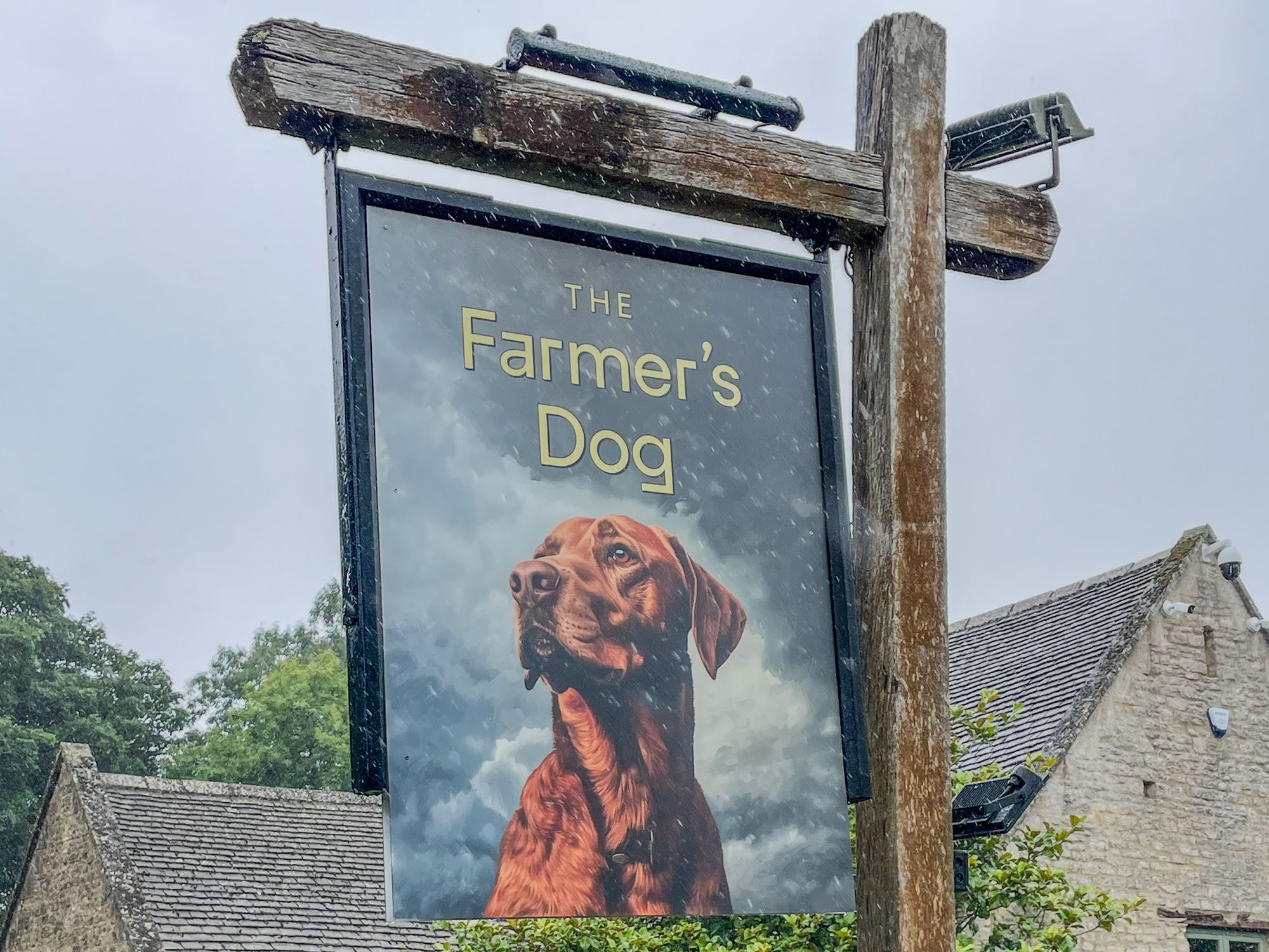 The Farmer's Dog sign