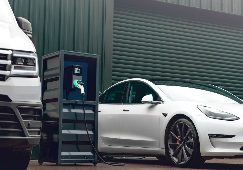 The Fellten Charge Qube charging an electric vehicle