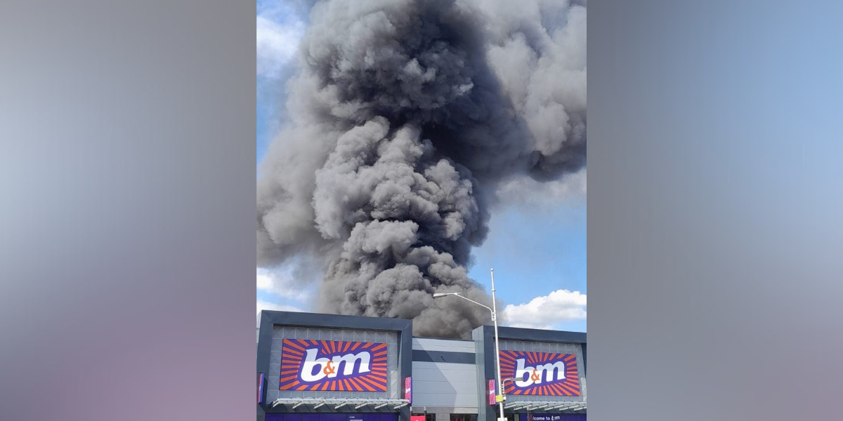 NextImg:Fire engulfs factory near M6 as huge plume of smoke seen for miles across major motorway