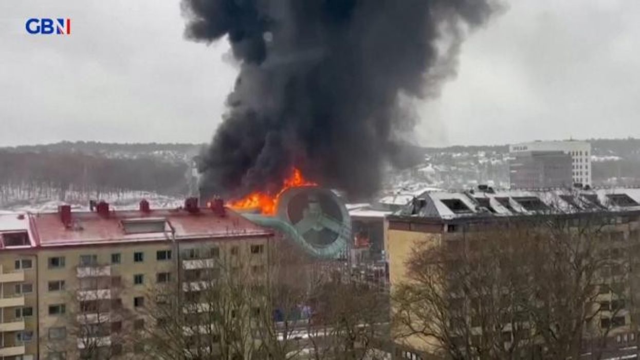 Theme park ride engulfed by massive fireball as billows of smoke fill sky - terrifying pictures