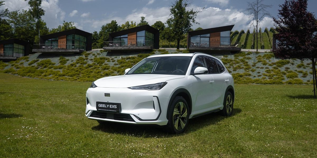 NextImg:Chinese car brand unveils huge UK expansion plans this year with launch of flagship electric vehicle