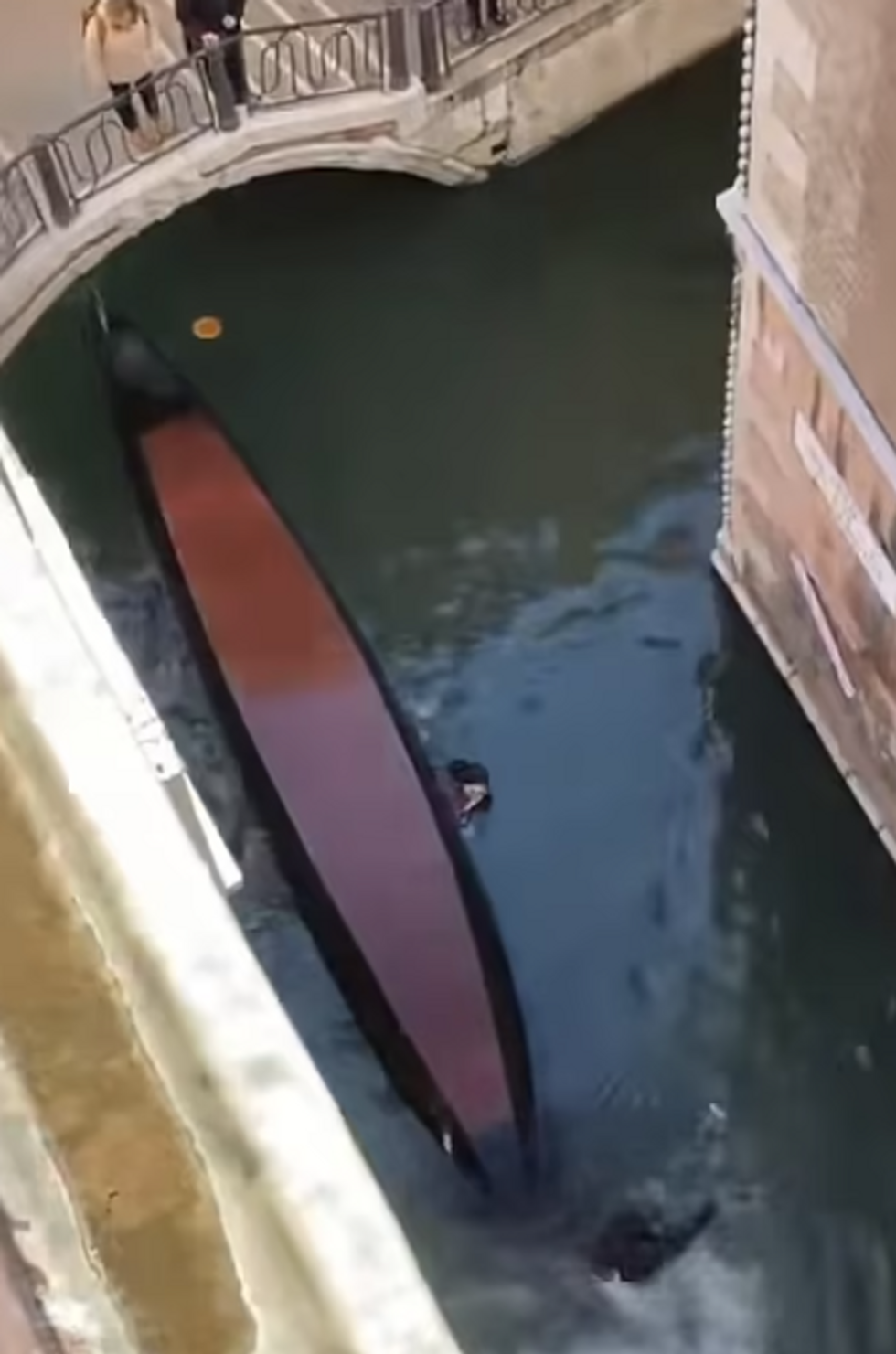 The gondolier tipped out