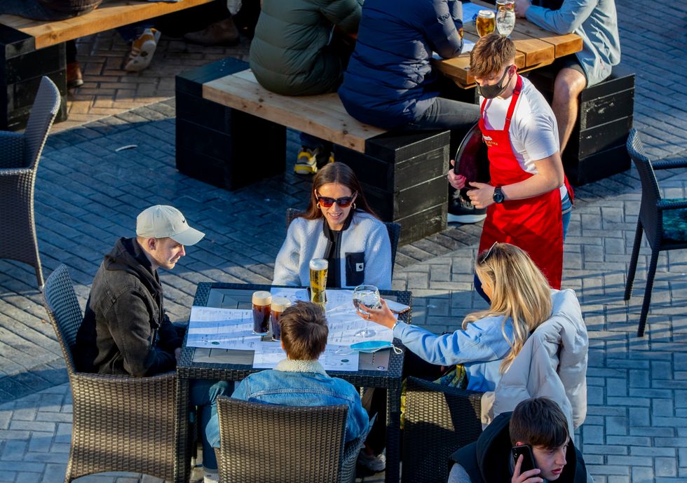The government are planning to extend pavement licenses to facilitate al fresco dining.