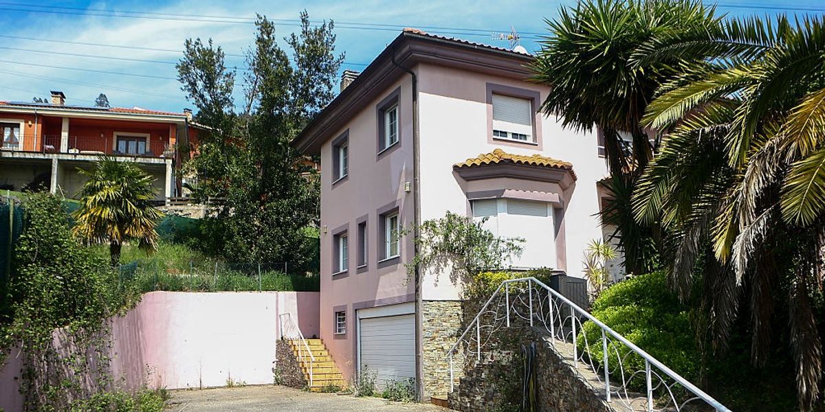 NextImg:Children saved after being held captive for FOUR years under Covid lockdown imposed by their parents - 'Horror house!'