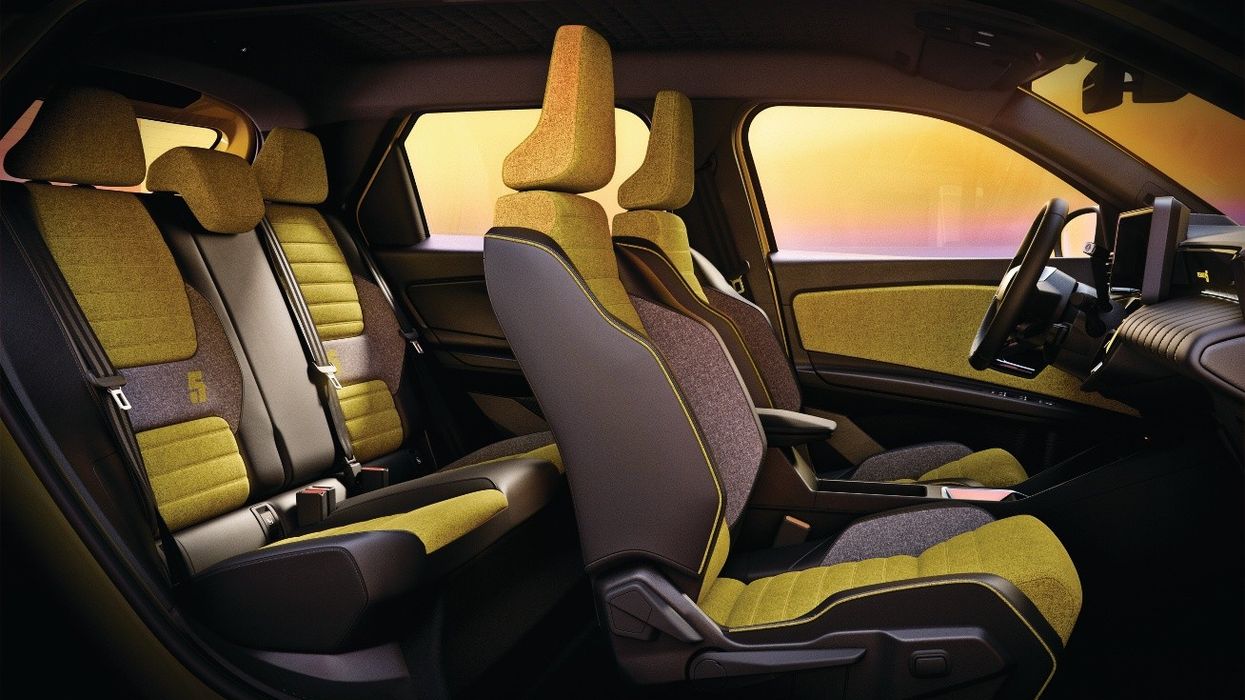 The interior of the Renault 5 E-Tech