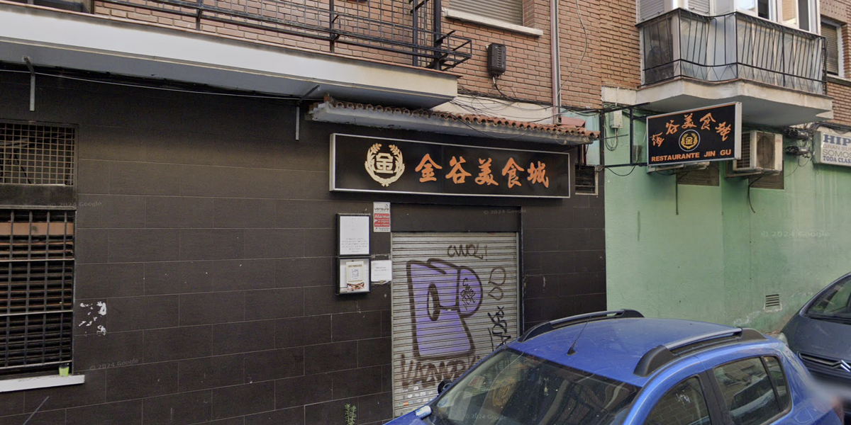 NextImg:Chinese restaurant found using dead street pigeons as 'roast duck' closed down