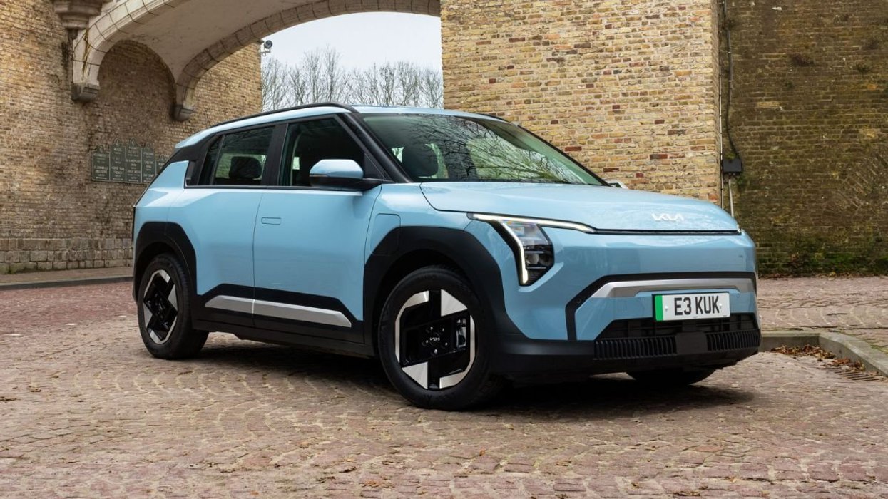 The Kia EV3 Air