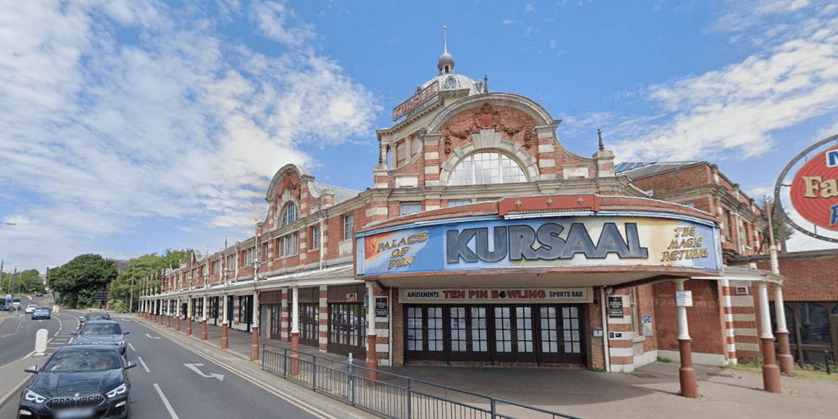 Vandals target Southend’siconic Grade-II listed building as pressure grows to protect seaside site Vandals target Southend’siconic Grade-II listed building as pressure grows to protect seaside site