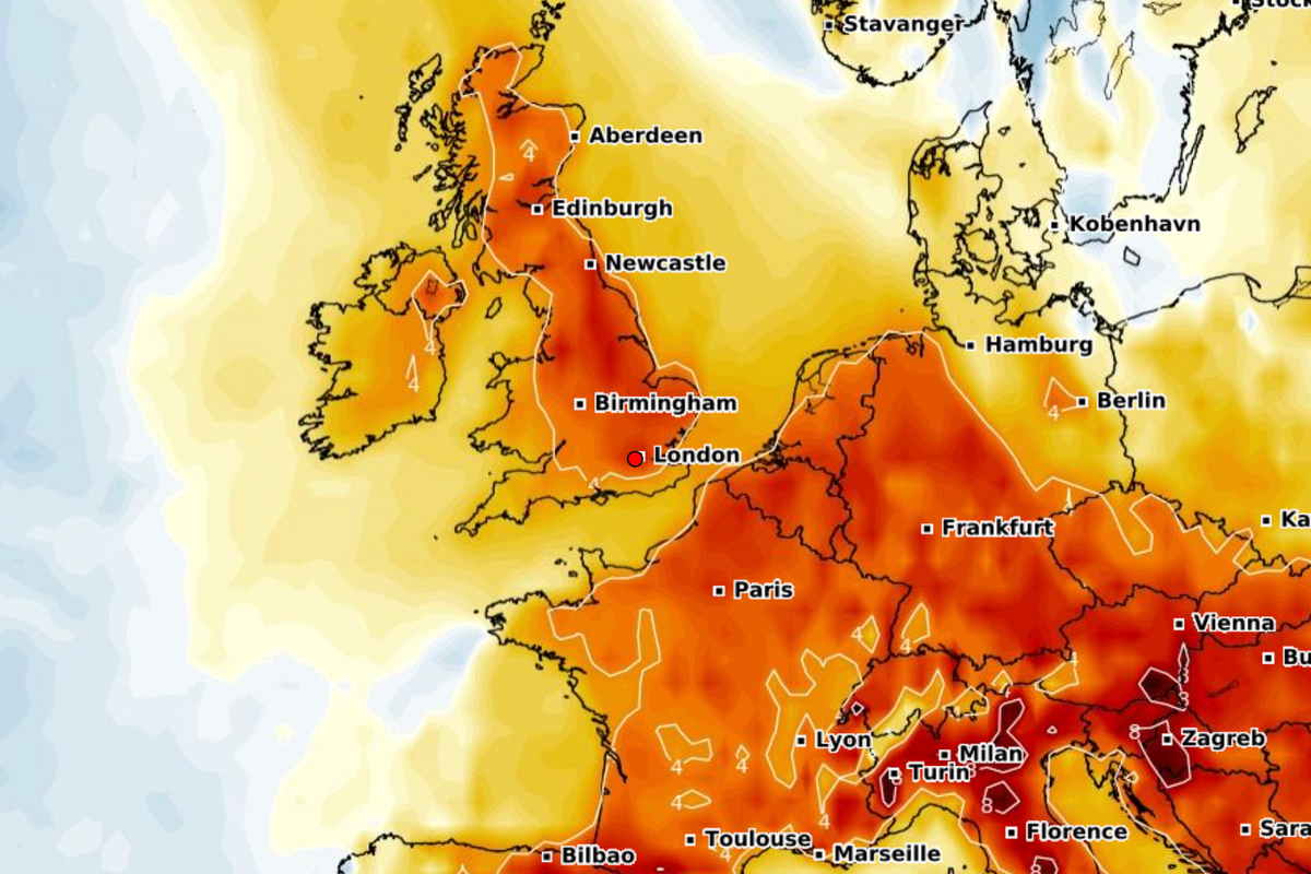 UK weather: Britain could hit 20C in just DAYS as African plume strikes - with 'switch change' to then spark surge in hot temperatures