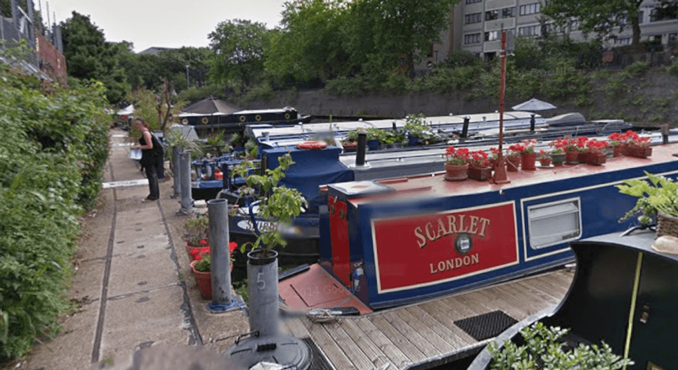 The Lisson Grove Mooring, situated within walking distance of Little Venice