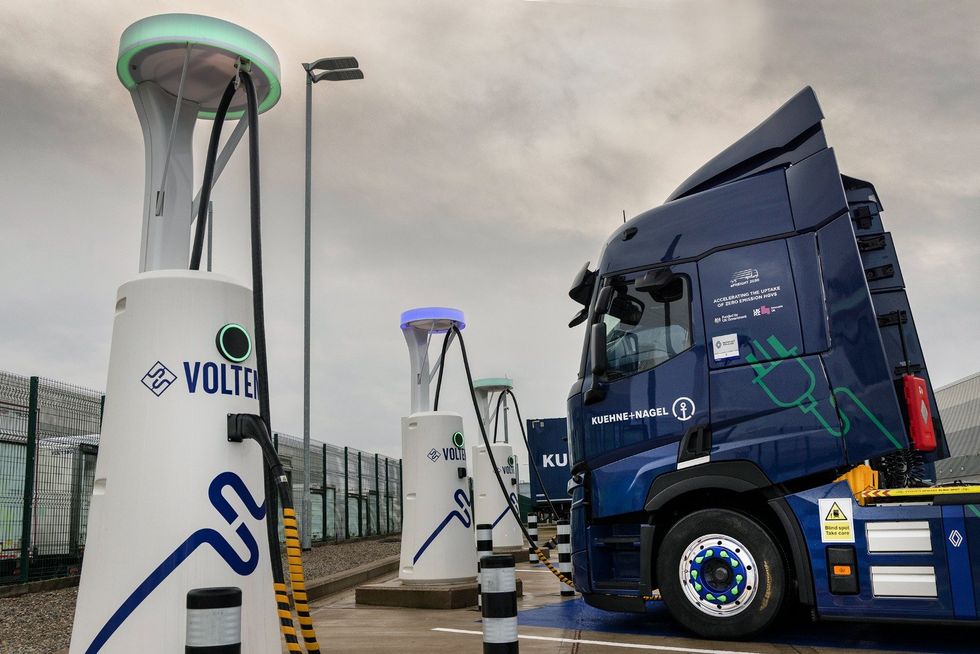 The lorry was charged using a Voltempo device at Kuehne+Nagel's East Midlands Gateway depot \u200b