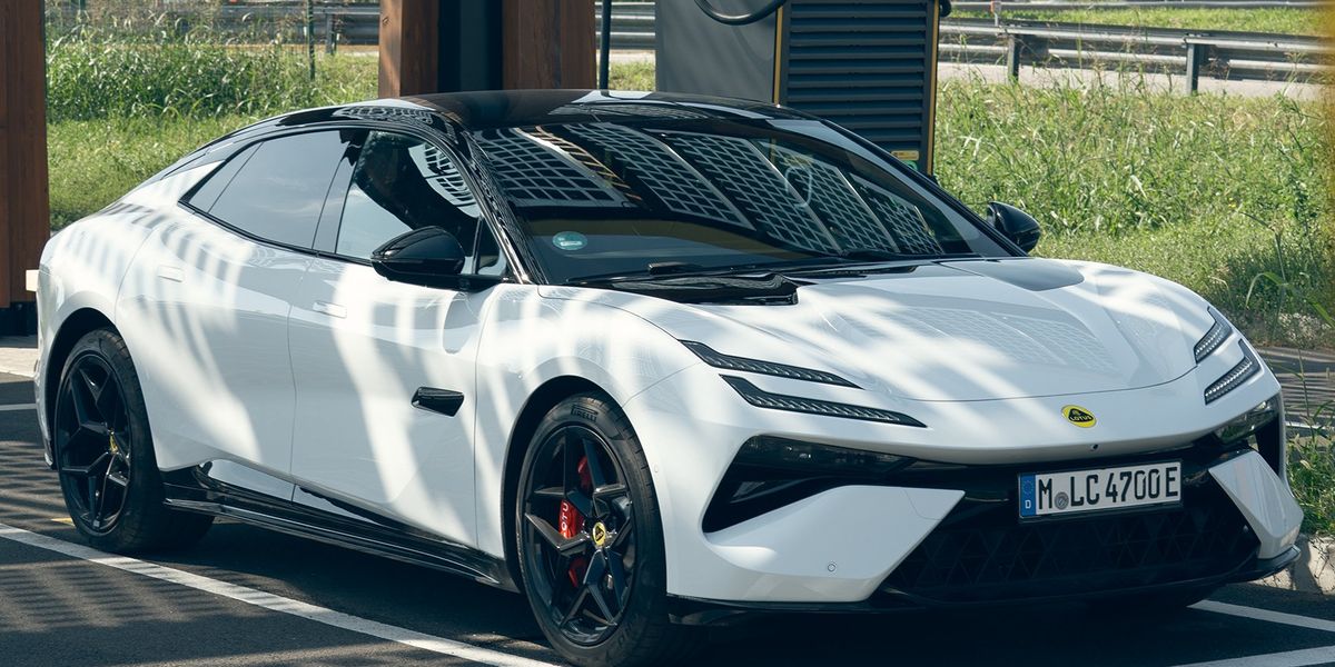 Lotus smashes electric car charging record as British brand eliminates EV charge anxiety Lotus smashes electric car charging record as British brand eliminates EV charge anxiety