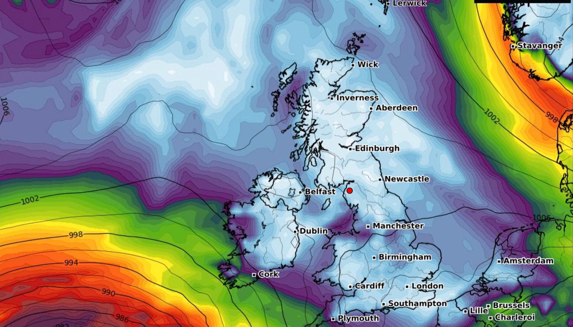 The Met Office have warned that an Arctic Freeze will strike between Christmas and New Year as temperatures are expected to plunge as low as -13C.