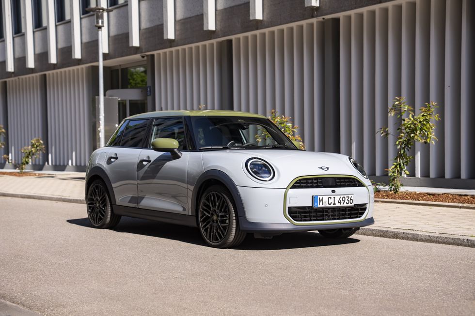 The Mini Cooper S 5-Door Paul Smith Edition