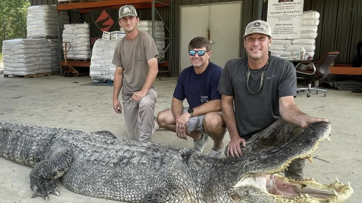 The Mississippi hunters with their record-breaking catch