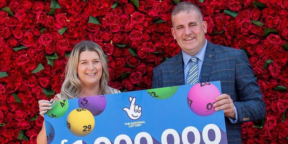NextImg:National Lottery winner 'receives final message from beyond the grave' before pocketing £1m prize