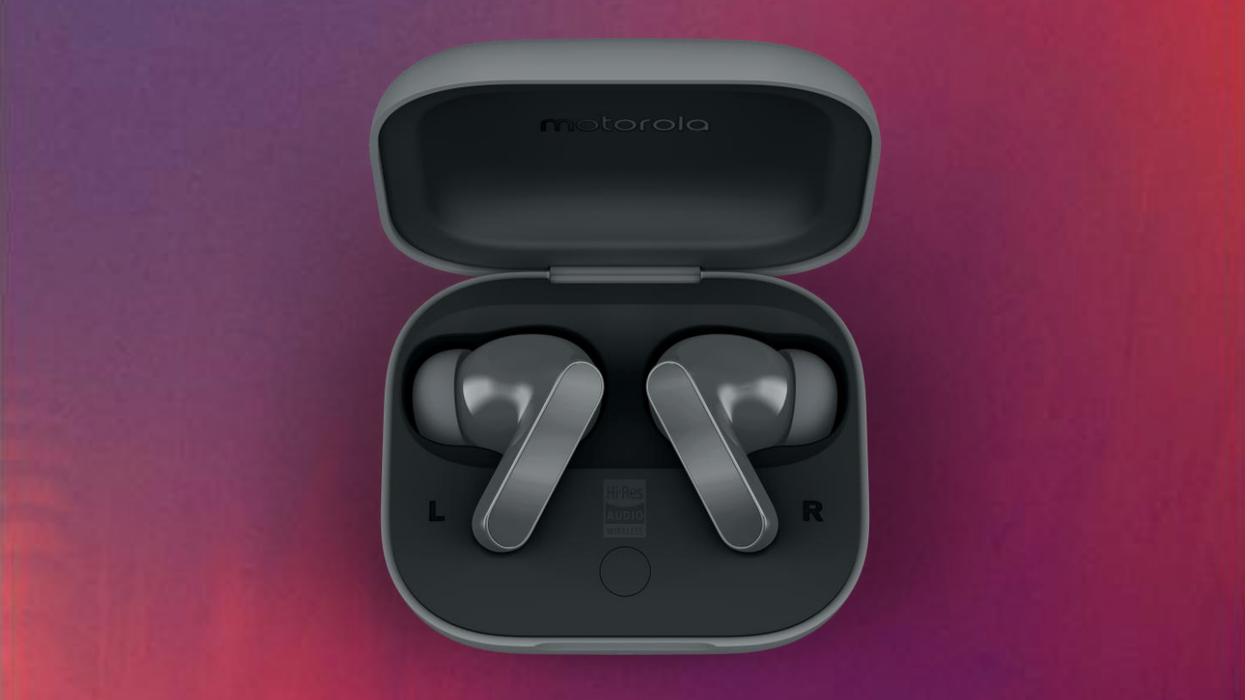 The new moto buds bass from Motorola