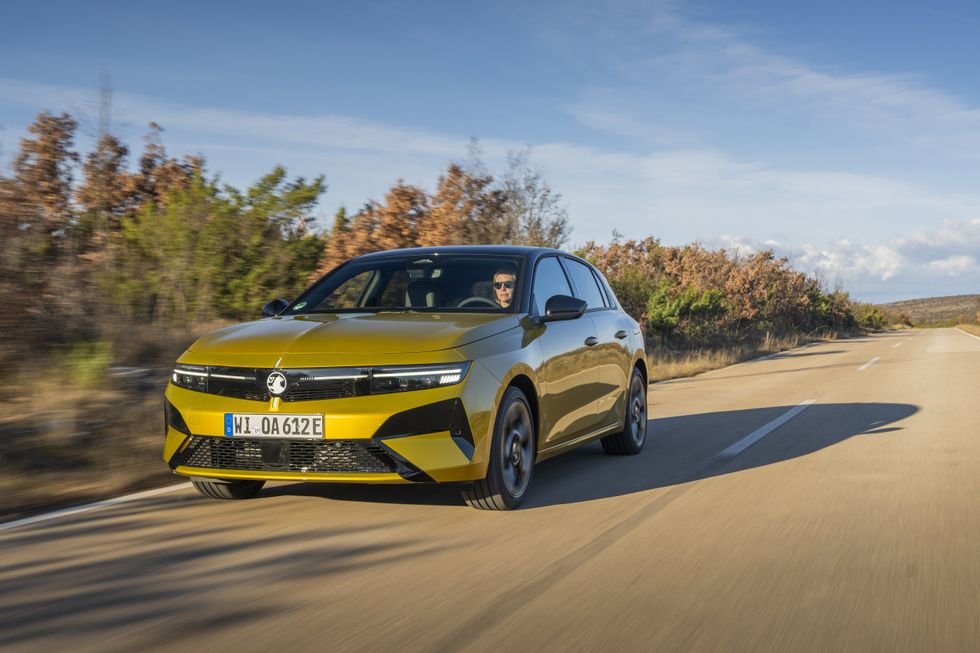 The new Vauxhall Astra hybrid
