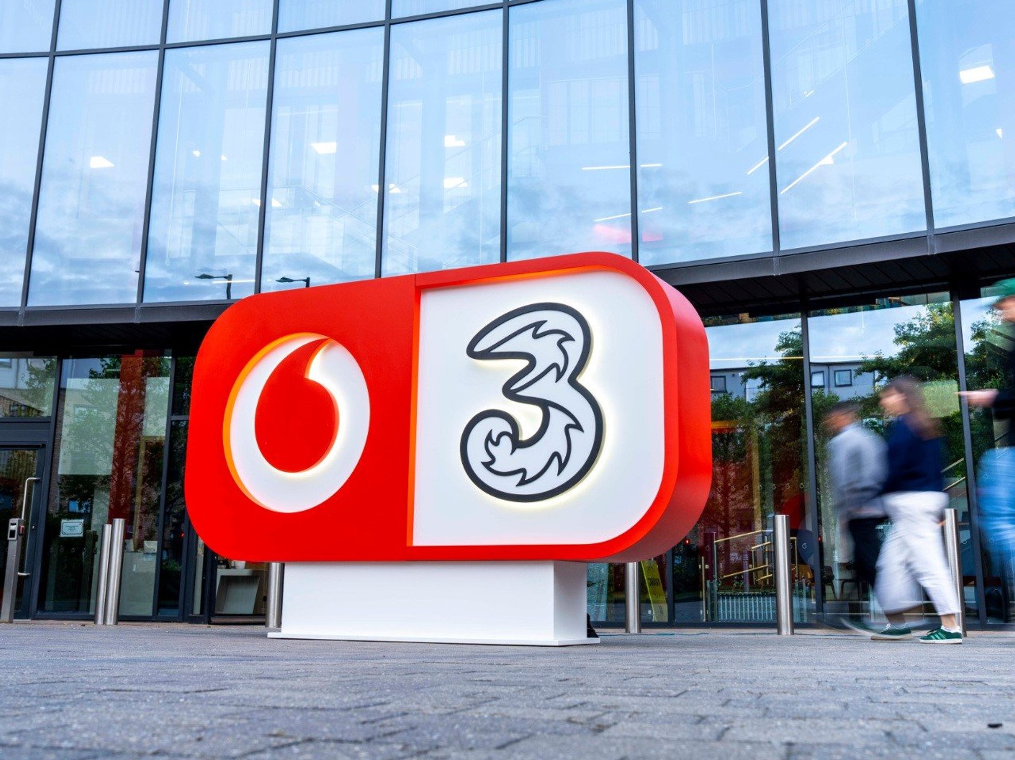 Vodafone and Three launch major overhaul of EVERY shop in the UK following £15bn merger