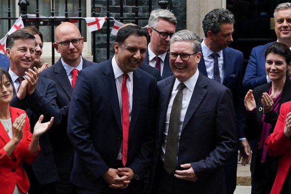 The Prime Minister is expected to face a crunch vote on Tuesday after Commons Speaker Sir Lindsay Hoyle opened the door to a debate on referring Sir Keir to the privileges committee