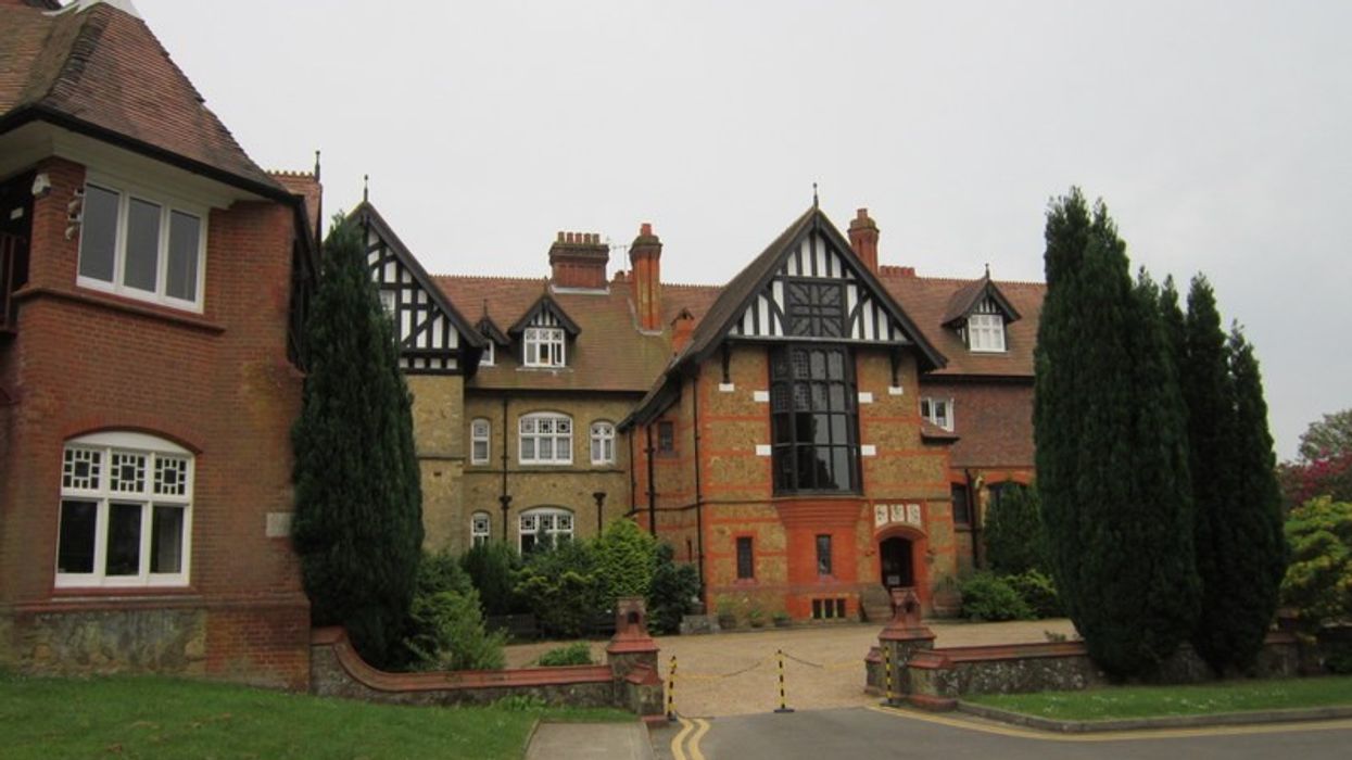 Community devastated as local school announces permanent closure just days before Christmas