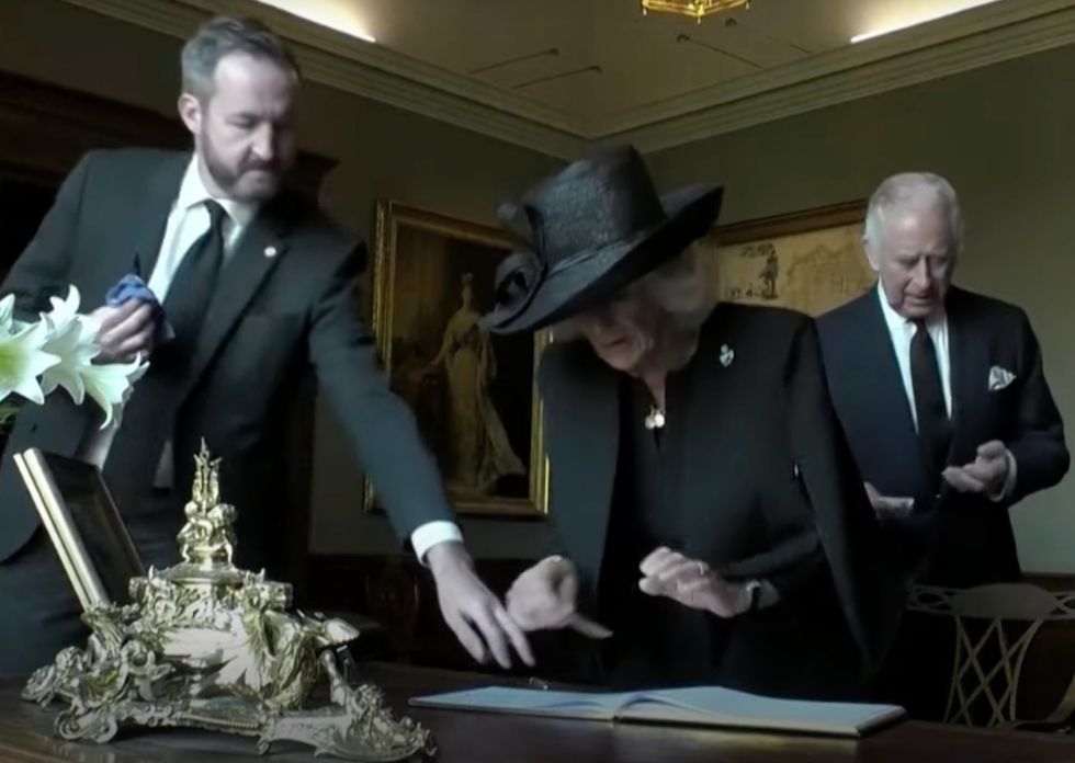 The Queen Consort did her best to help the monarch