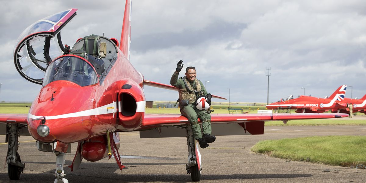 NextImg:Red Arrows show cancelled suddenly at last minute as UK military put on standby