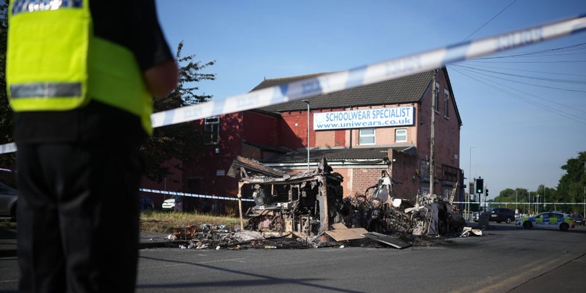 Leeds riots: Protesters take to the streets for a THIRD night in a row ...