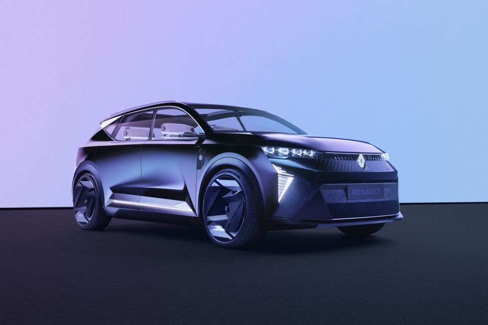 The Renault Scenic Vision hydrogen concept car