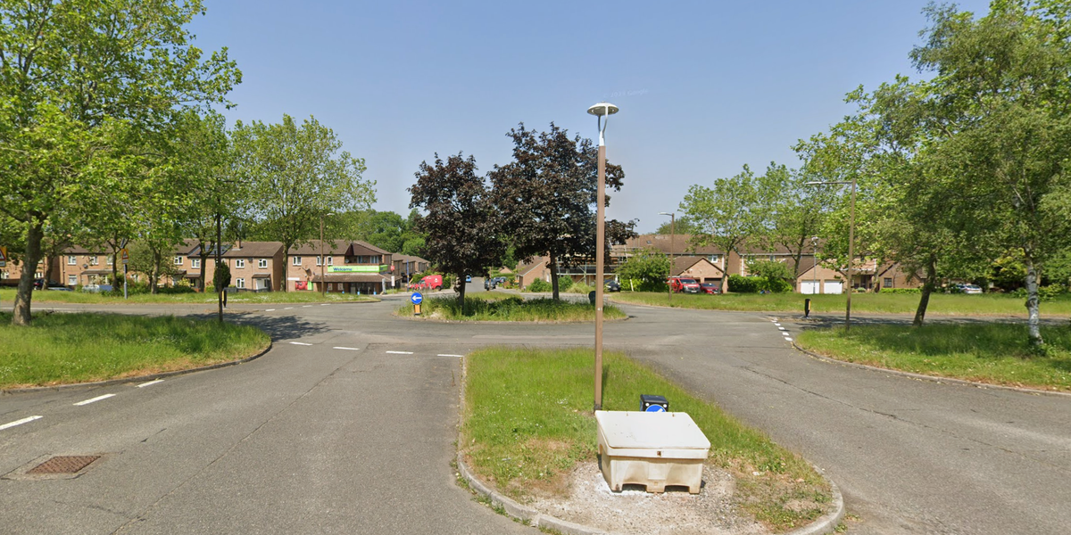 NextImg:Neighbour row explodes as resident BANNED from their home and entire estate