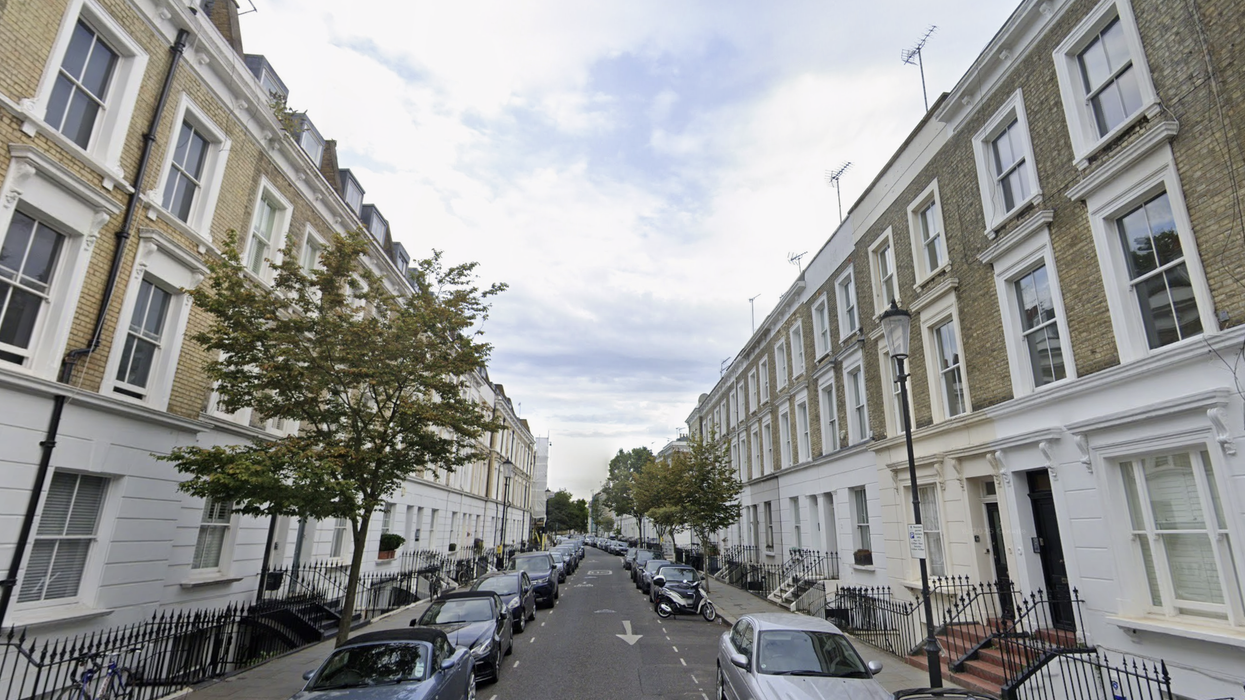 Man's million-pound home left UNSELLABLE because of neighbour's '10-foot tall knotweed jungle'