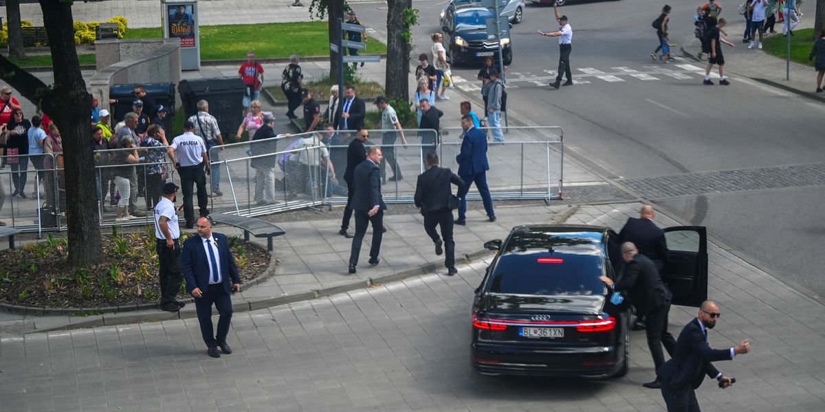 NextImg:Slovak PM rushed to hospital after getting SHOT in the stomach with gunman quickly detained by police