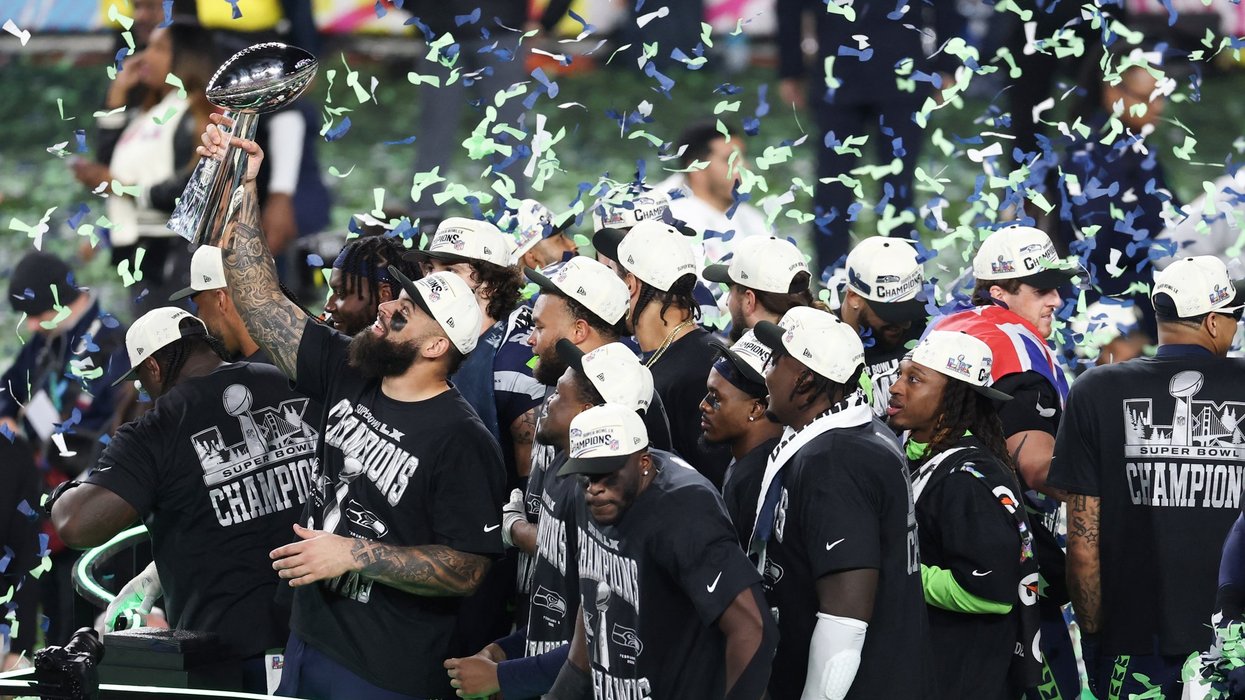 Seattle Seahawks destroy New England Patriots to win Super Bowl after humiliating performances