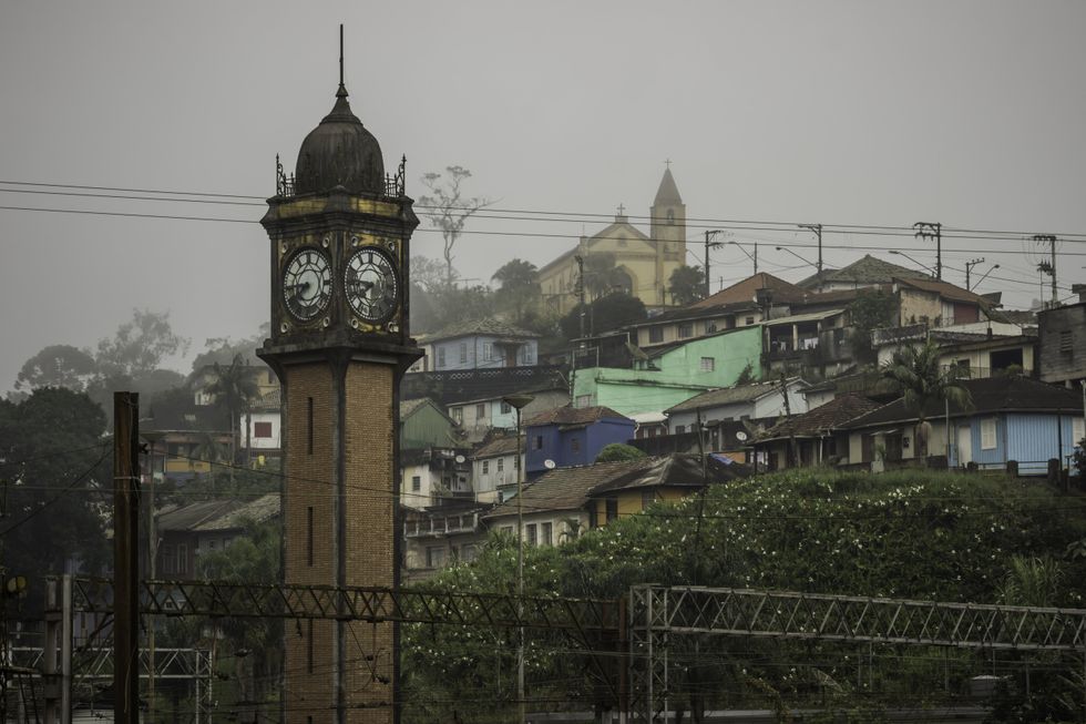 The settlement provided housing, schools and clubs for its mixed workforce of British and Brazilian labourers
